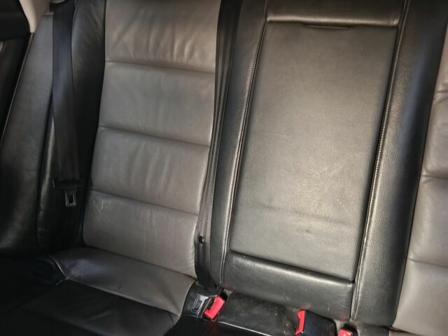 Черный Ауди А4, объемом двигателя 2 л и пробегом 460 тыс. км за 6900 $, фото 2 на Automoto.ua