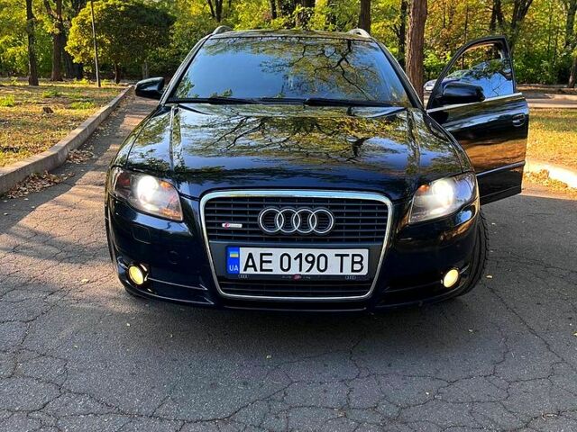 Черный Ауди А4, объемом двигателя 2 л и пробегом 295 тыс. км за 7299 $, фото 11 на Automoto.ua