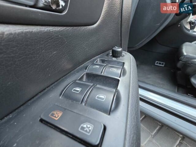 Черный Ауди А4, объемом двигателя 2.97 л и пробегом 320 тыс. км за 7900 $, фото 32 на Automoto.ua