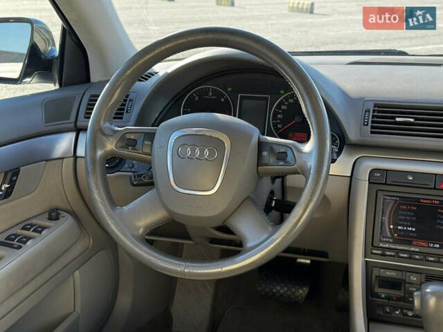 Чорний Ауді А4, об'ємом двигуна 2.5 л та пробігом 366 тис. км за 5600 $, фото 19 на Automoto.ua