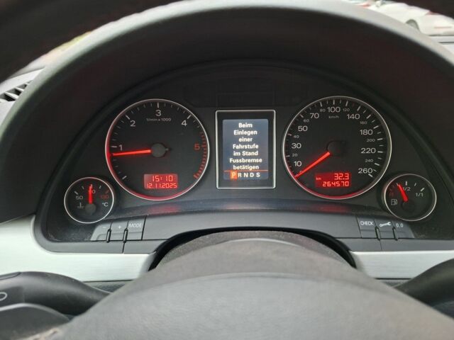 Черный Ауди А4, объемом двигателя 3 л и пробегом 265 тыс. км за 4700 $, фото 3 на Automoto.ua