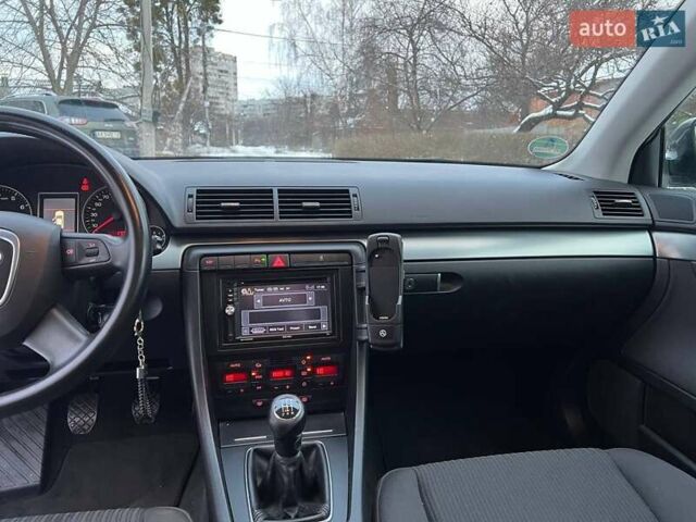 Чорний Ауді А4, об'ємом двигуна 1.6 л та пробігом 203 тис. км за 5700 $, фото 57 на Automoto.ua