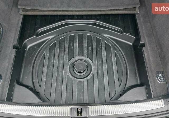 Чорний Ауді А4, об'ємом двигуна 2 л та пробігом 222 тис. км за 8350 $, фото 52 на Automoto.ua