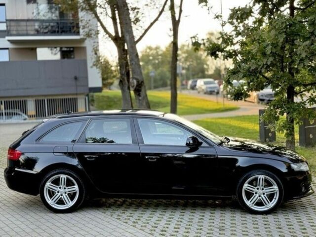 Черный Ауди А4, объемом двигателя 3 л и пробегом 220 тыс. км за 1900 $, фото 7 на Automoto.ua