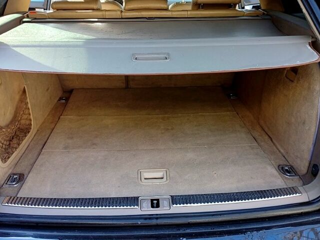 Черный Ауди А4, объемом двигателя 1.9 л и пробегом 22000 тыс. км за 5999 $, фото 1 на Automoto.ua