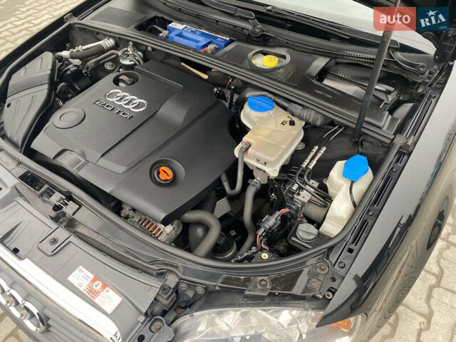 Черный Ауди А4, объемом двигателя 2 л и пробегом 333 тыс. км за 7000 $, фото 30 на Automoto.ua