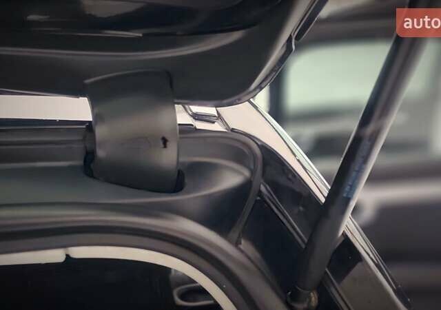 Чорний Ауді А4, об'ємом двигуна 1.6 л та пробігом 200 тис. км за 7400 $, фото 195 на Automoto.ua