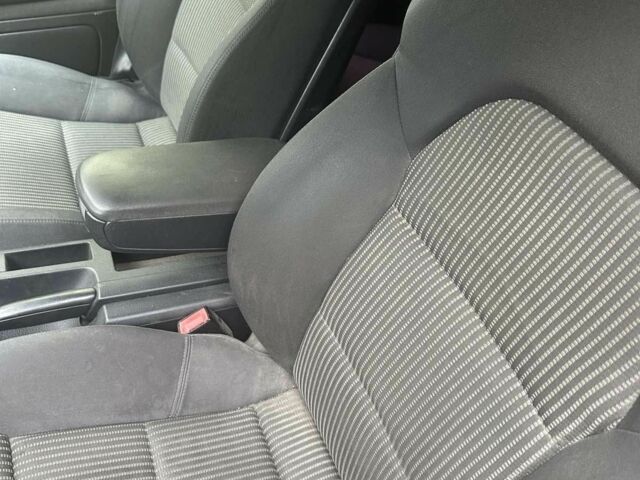 Черный Ауди А4, объемом двигателя 1.9 л и пробегом 280 тыс. км за 5300 $, фото 6 на Automoto.ua