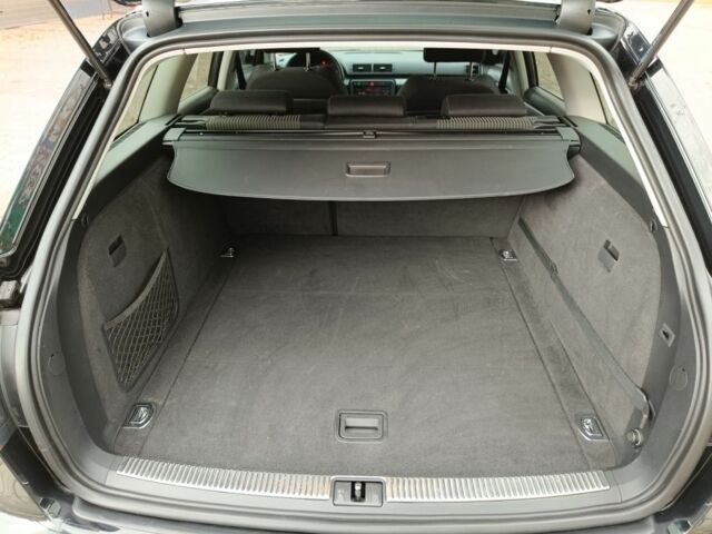 Чорний Ауді А4, об'ємом двигуна 2 л та пробігом 168 тис. км за 7800 $, фото 14 на Automoto.ua