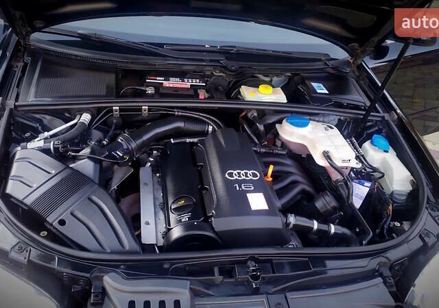 Чорний Ауді А4, об'ємом двигуна 1.6 л та пробігом 200 тис. км за 7700 $, фото 157 на Automoto.ua