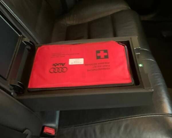 Черный Ауди А4, объемом двигателя 1.78 л и пробегом 380 тыс. км за 6300 $, фото 22 на Automoto.ua