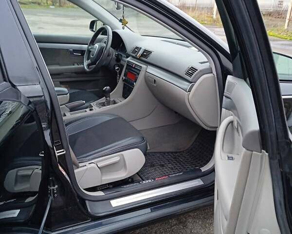 Черный Ауди А4, объемом двигателя 2 л и пробегом 266 тыс. км за 7000 $, фото 11 на Automoto.ua