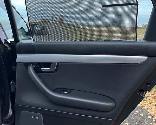 Чорний Ауді А4, об'ємом двигуна 1.8 л та пробігом 229 тис. км за 7400 $, фото 30 на Automoto.ua