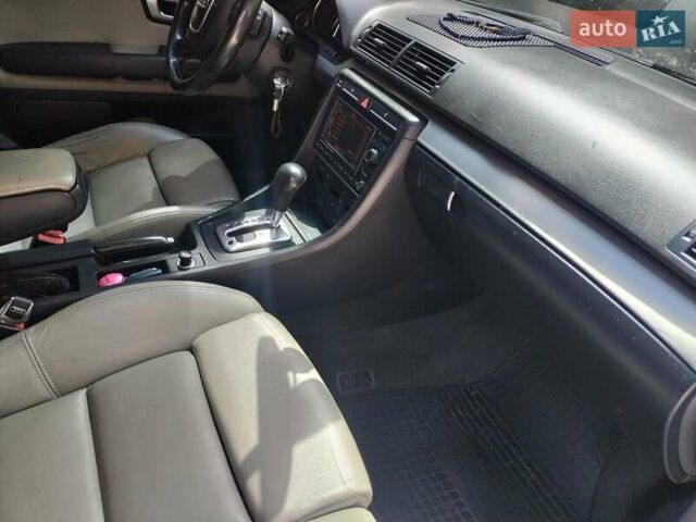 Черный Ауди А4, объемом двигателя 2.7 л и пробегом 330 тыс. км за 7100 $, фото 7 на Automoto.ua