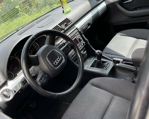 Чорний Ауді А4, об'ємом двигуна 1.9 л та пробігом 270 тис. км за 7000 $, фото 12 на Automoto.ua