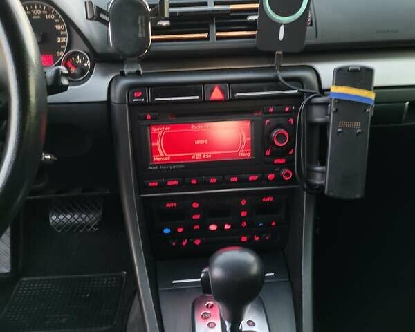 Черный Ауди А4, объемом двигателя 1.97 л и пробегом 283 тыс. км за 6600 $, фото 5 на Automoto.ua