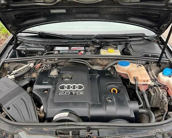 Чорний Ауді А4, об'ємом двигуна 1.97 л та пробігом 284 тис. км за 6500 $, фото 41 на Automoto.ua