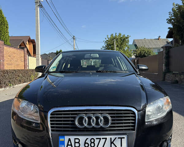 Чорний Ауді А4, об'ємом двигуна 2 л та пробігом 200 тис. км за 6950 $, фото 1 на Automoto.ua