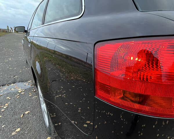 Чорний Ауді А4, об'ємом двигуна 1.8 л та пробігом 299 тис. км за 7599 $, фото 24 на Automoto.ua