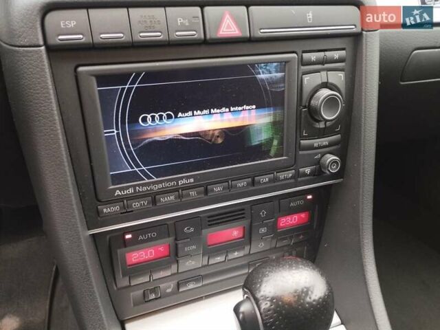 Чорний Ауді А4, об'ємом двигуна 2 л та пробігом 229 тис. км за 8950 $, фото 11 на Automoto.ua