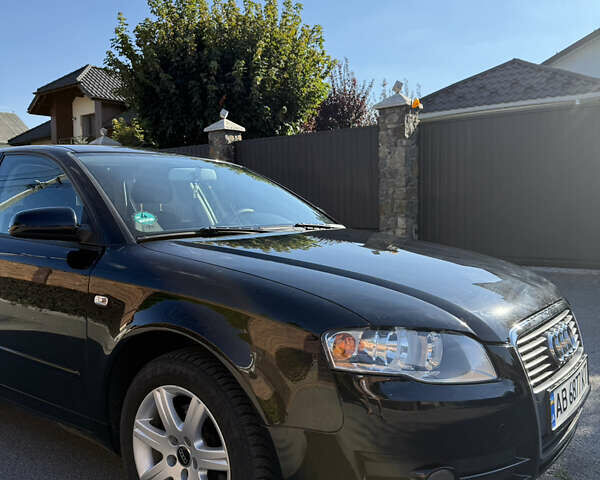 Чорний Ауді А4, об'ємом двигуна 2 л та пробігом 200 тис. км за 6950 $, фото 4 на Automoto.ua