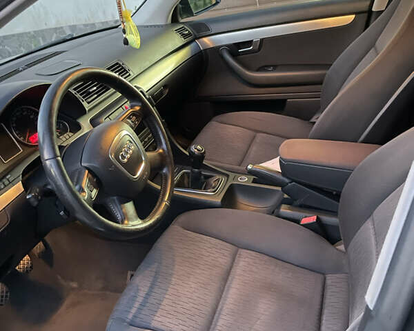 Чорний Ауді А4, об'ємом двигуна 1.9 л та пробігом 270 тис. км за 7000 $, фото 15 на Automoto.ua