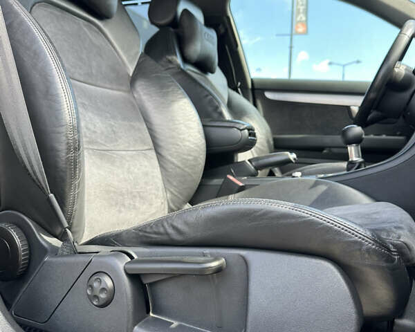 Чорний Ауді А4, об'ємом двигуна 1.97 л та пробігом 285 тис. км за 8800 $, фото 23 на Automoto.ua