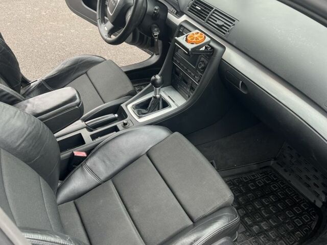 Чорний Ауді А4, об'ємом двигуна 2 л та пробігом 320 тис. км за 6500 $, фото 3 на Automoto.ua