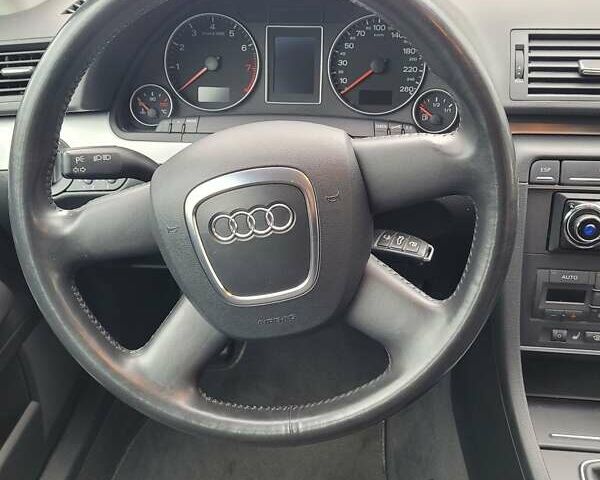 Ауді А4 2007 у Болехове на Automoto.ua Чорний Ауді А4, об'ємом двигуна 2 л та пробігом 230 тис. км за 7200 $, фото 10 на Automoto.ua