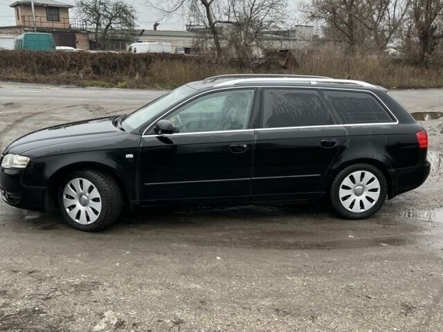 Черный Ауди А4, объемом двигателя 2.7 л и пробегом 320 тыс. км за 6500 $, фото 5 на Automoto.ua