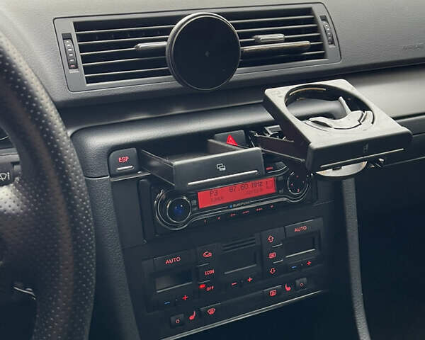 Черный Ауди А4, объемом двигателя 1.6 л и пробегом 241 тыс. км за 7700 $, фото 48 на Automoto.ua