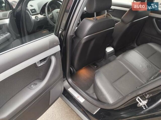 Чорний Ауді А4, об'ємом двигуна 2 л та пробігом 229 тис. км за 8950 $, фото 19 на Automoto.ua