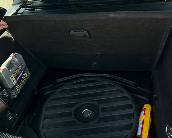 Чорний Ауді А4, об'ємом двигуна 2 л та пробігом 283 тис. км за 7300 $, фото 10 на Automoto.ua