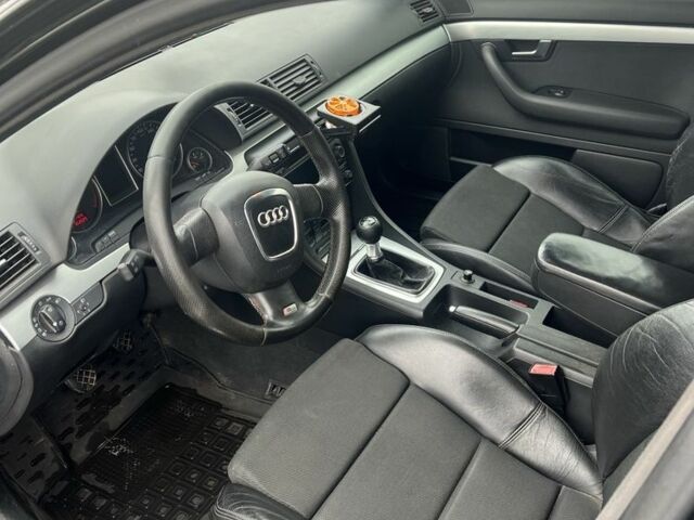 Чорний Ауді А4, об'ємом двигуна 2 л та пробігом 320 тис. км за 6500 $, фото 4 на Automoto.ua