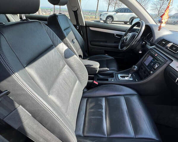 Чорний Ауді А4, об'ємом двигуна 2 л та пробігом 283 тис. км за 7300 $, фото 5 на Automoto.ua