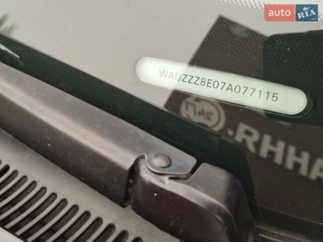 Чорний Ауді А4, об'ємом двигуна 2 л та пробігом 229 тис. км за 8950 $, фото 32 на Automoto.ua