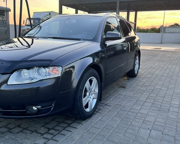 Ауди А4 2007 в Одессе на Automoto.ua Черный Ауди А4, объемом двигателя 3 л и пробегом 210 тыс. км за 8500 $, фото 5 на Automoto.ua