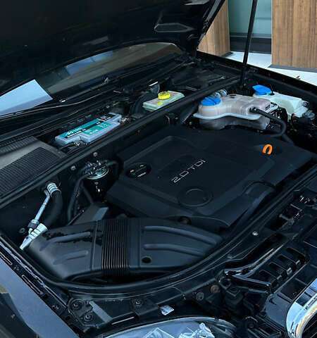 Чорний Ауді А4, об'ємом двигуна 2 л та пробігом 243 тис. км за 7800 $, фото 10 на Automoto.ua