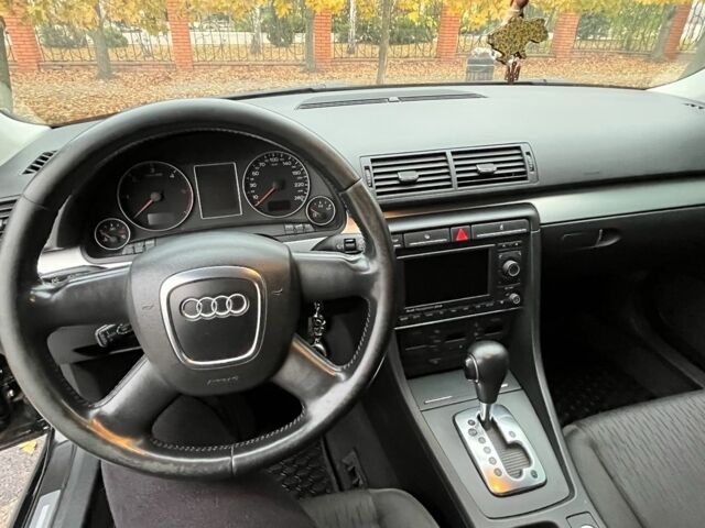 Черный Ауди А4, объемом двигателя 2 л и пробегом 269 тыс. км за 7200 $, фото 8 на Automoto.ua