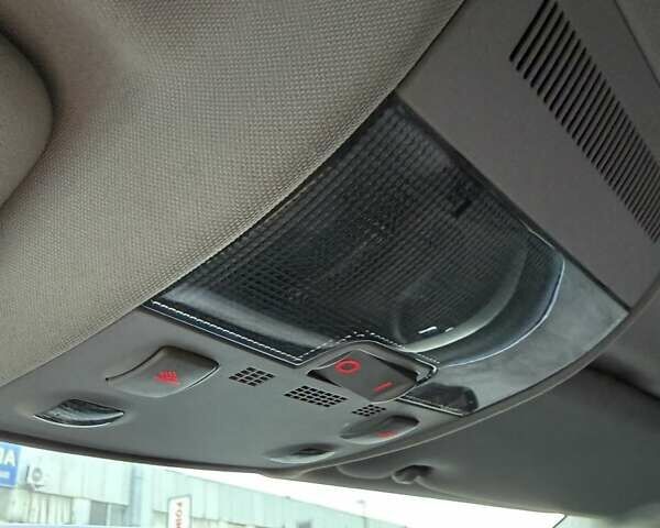 Черный Ауди А4, объемом двигателя 1.97 л и пробегом 345 тыс. км за 6500 $, фото 21 на Automoto.ua