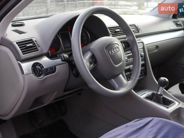 Черный Ауди А4, объемом двигателя 1.8 л и пробегом 302 тыс. км за 6599 $, фото 17 на Automoto.ua