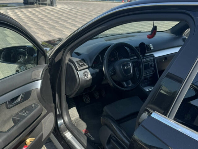 Черный Ауди А4, объемом двигателя 2 л и пробегом 300 тыс. км за 6500 $, фото 9 на Automoto.ua