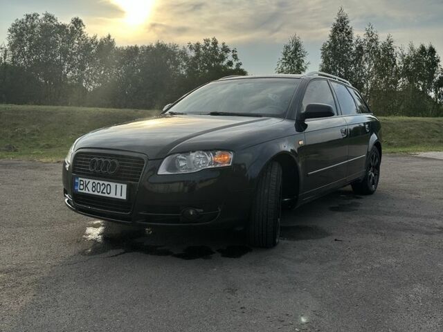 Черный Ауди А4, объемом двигателя 2 л и пробегом 242 тыс. км за 6200 $, фото 2 на Automoto.ua