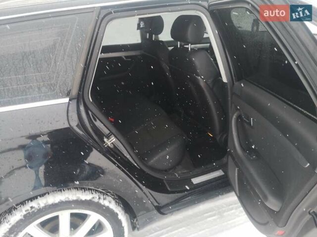 Черный Ауди А4, объемом двигателя 2 л и пробегом 346 тыс. км за 8000 $, фото 8 на Automoto.ua