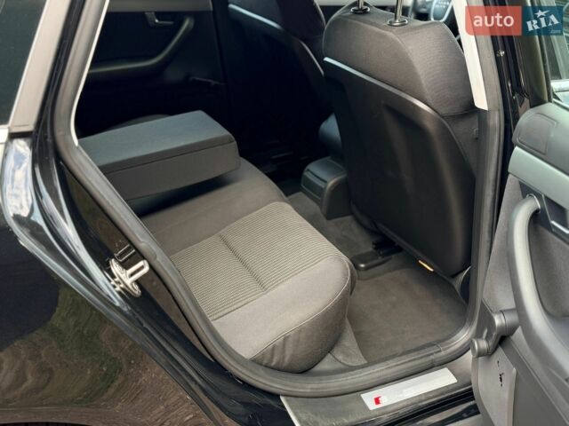 Чорний Ауді А4, об'ємом двигуна 2 л та пробігом 270 тис. км за 7500 $, фото 23 на Automoto.ua