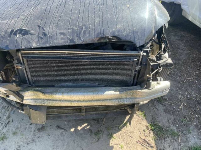 Чорний Ауді А4, об'ємом двигуна 2 л та пробігом 270 тис. км за 1800 $, фото 5 на Automoto.ua