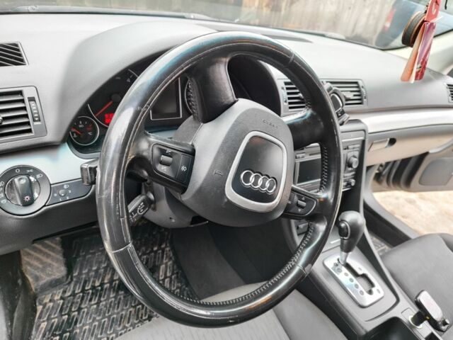 Черный Ауди А4, объемом двигателя 2 л и пробегом 255 тыс. км за 6450 $, фото 3 на Automoto.ua