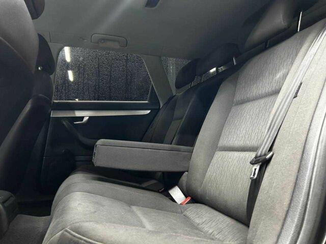 Чорний Ауді А4, об'ємом двигуна 2 л та пробігом 297 тис. км за 7700 $, фото 17 на Automoto.ua