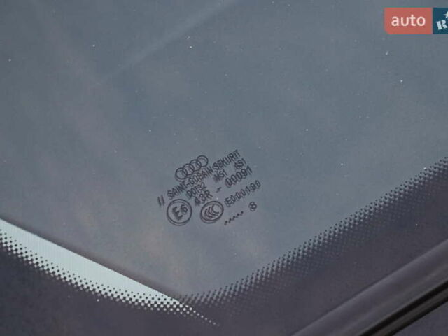 Чорний Ауді А4, об'ємом двигуна 1.6 л та пробігом 193 тис. км за 8555 $, фото 29 на Automoto.ua