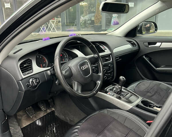 Черный Ауди А4, объемом двигателя 1.8 л и пробегом 290 тыс. км за 6999 $, фото 14 на Automoto.ua